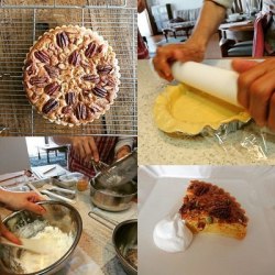 焼きあったタルトや作業風景