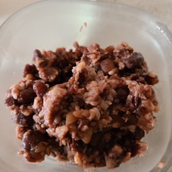 ガラス容器に入った発酵あずき