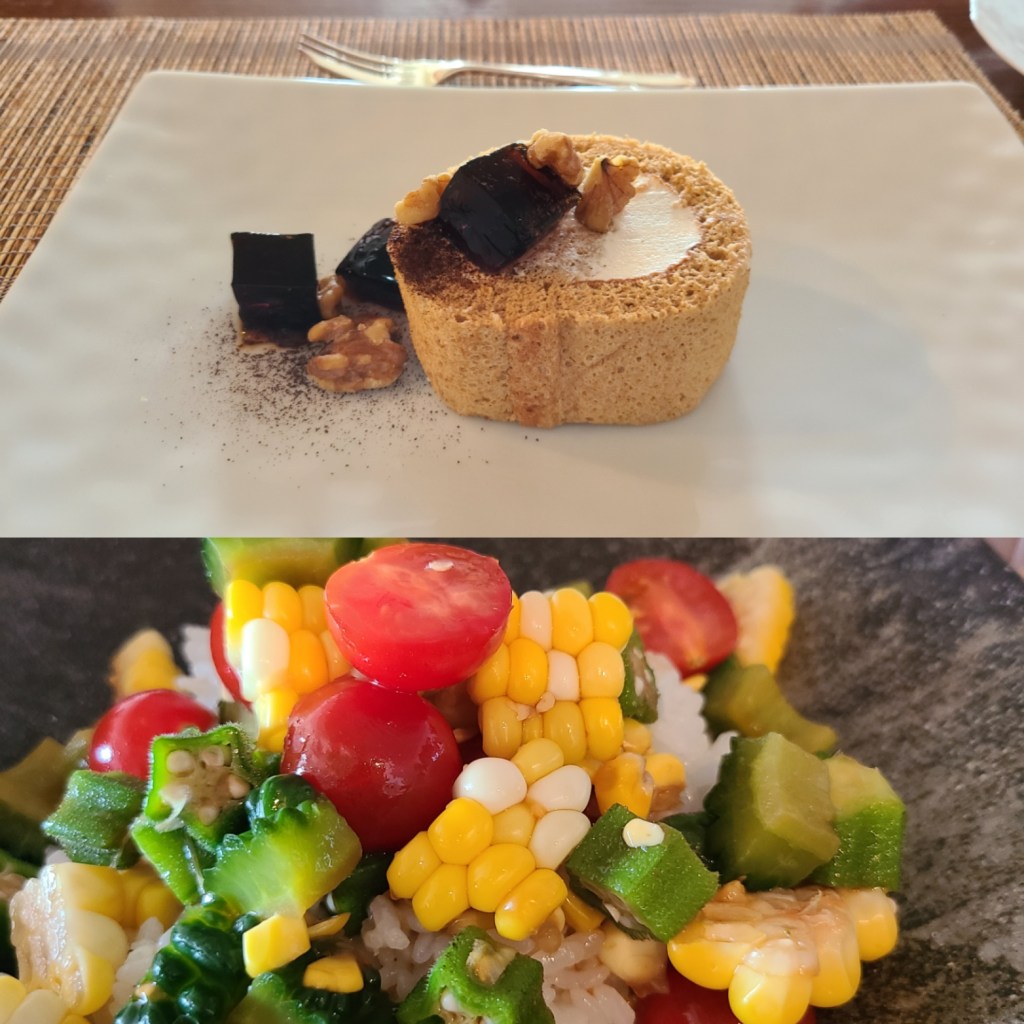 カットした黒糖ルーローと夏野菜丼