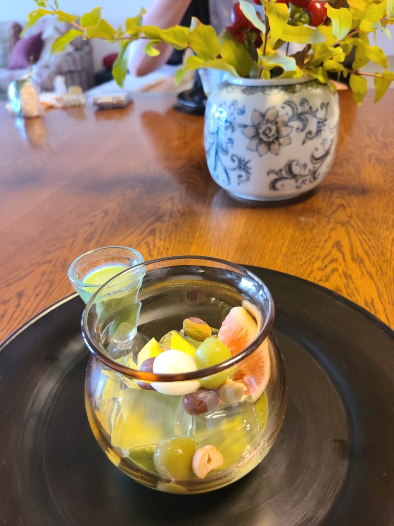 9月セゾンスイーツが盛り付け作業風景